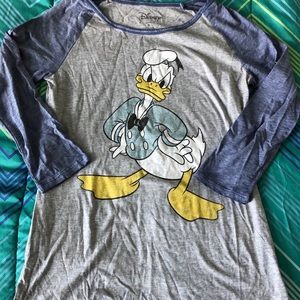 ‼️going to donate‼️Disney Donald Duck T, M